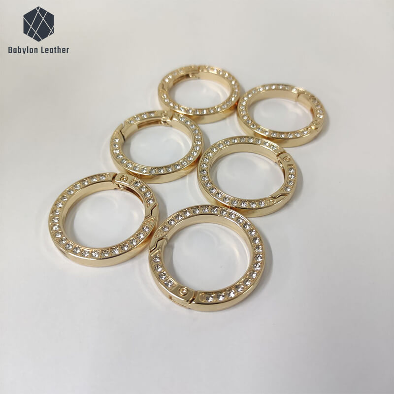 Double Sided Inlaid Diamond Spring Gate O Ring（2 PACK）