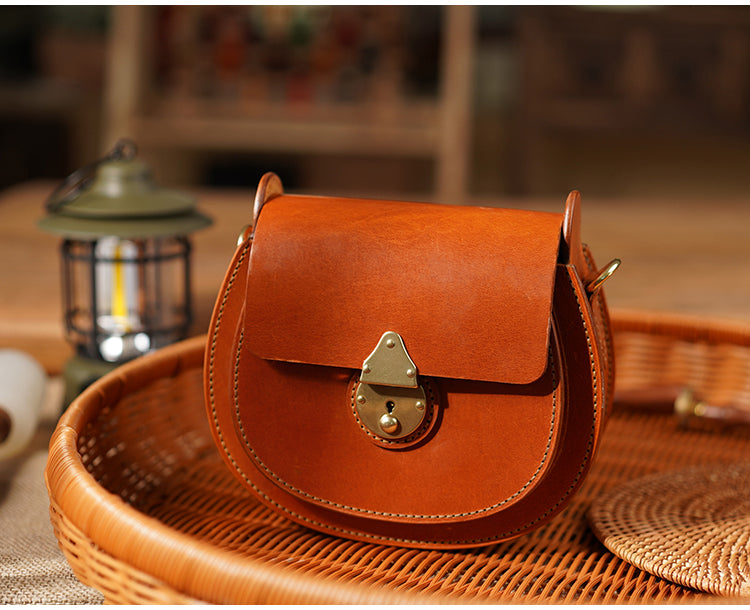 Craft Your Own Leather Bag with Our DIY Kit: Authentic Handmade Experi –  artisanslife