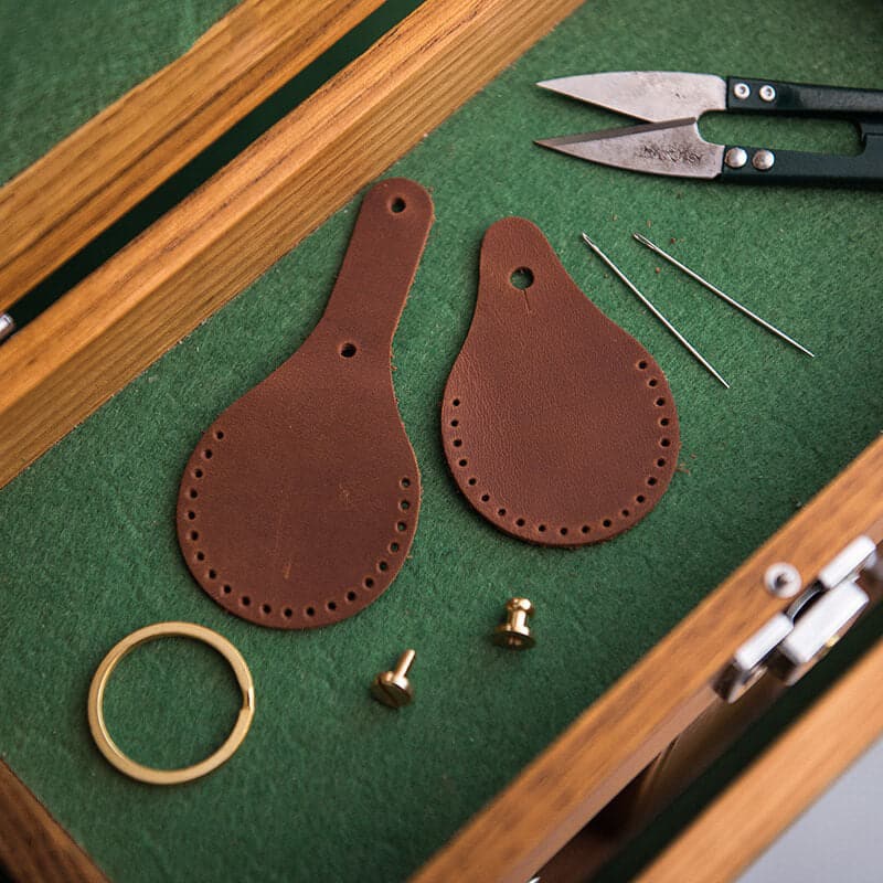 Made-to-Order: Classic Canvas AirTag Case – Drillshop Customs